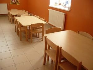 Školní jídelna - stolečky